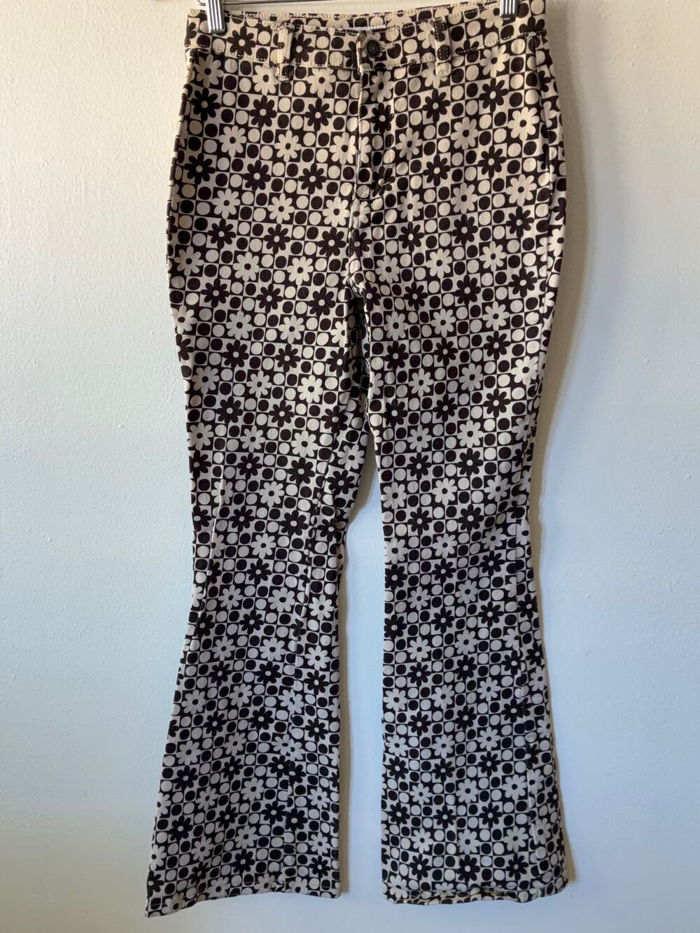 Motel Denim Womens Size S Floral Bell Bottom Jeans Retro Mod Daisy Print Pants